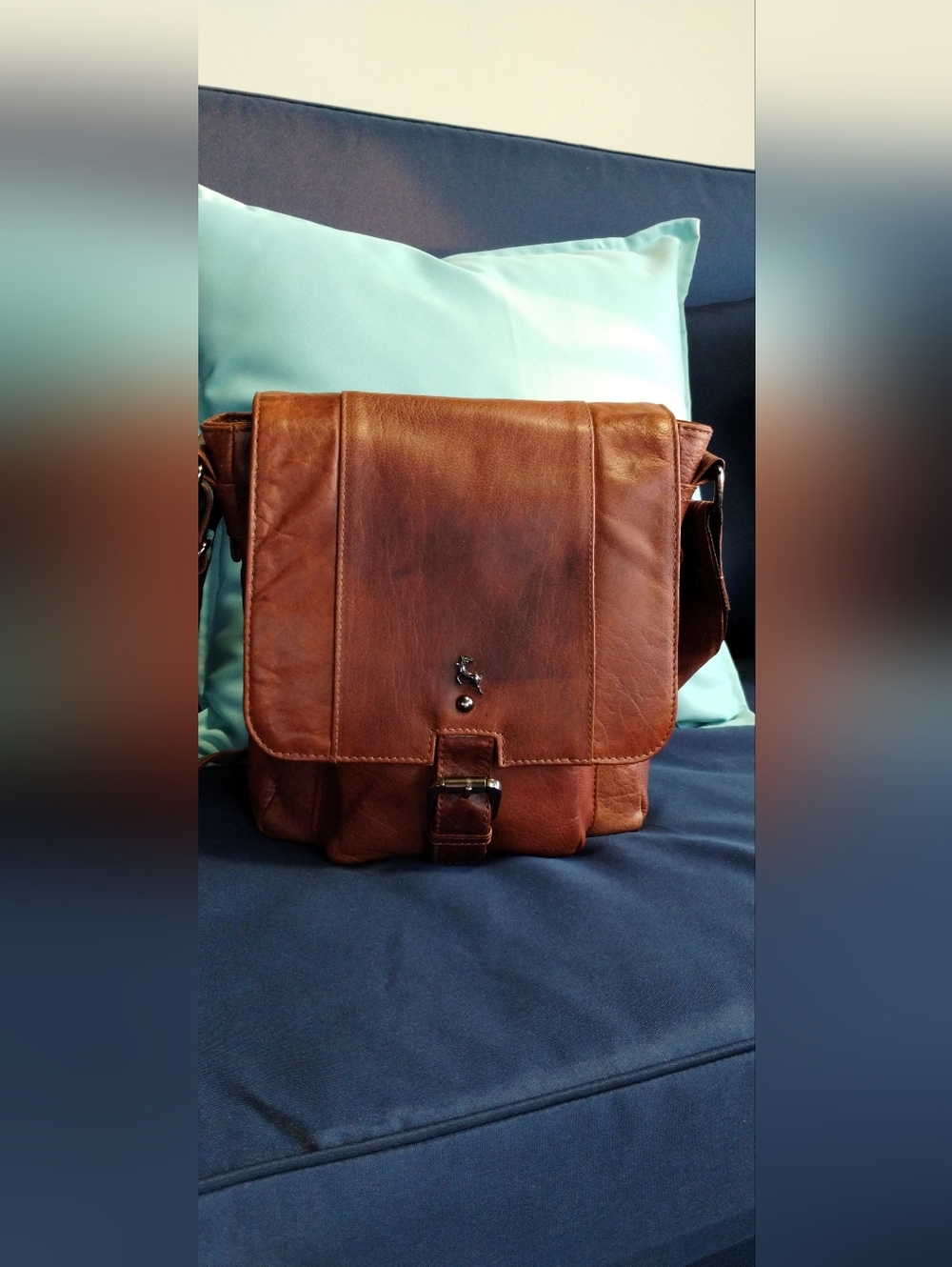 Urban Vintage Brown Leather Crossbody Bag
